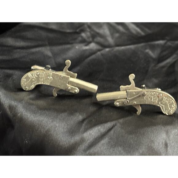 Antique Austrian Pistol Cufflinks Etched Design Deer & Rabbit - Picture 10 of 12